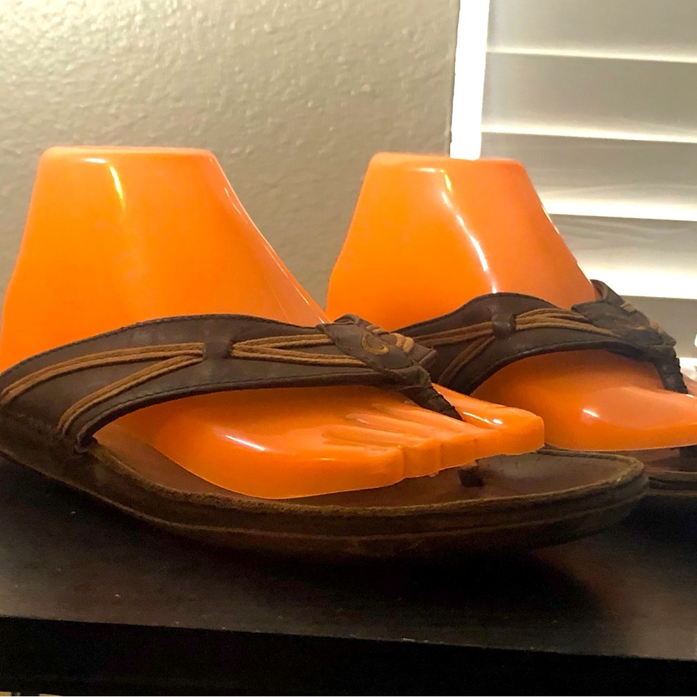 Olukai Ohana Men’s Brown Java Thong flip flops Beach Sandals Size 8